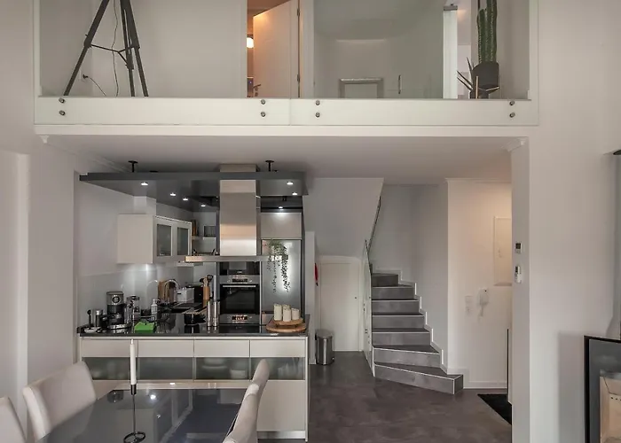 Casa Alegria Deluxe By Sweet Aveiro Lägenhet