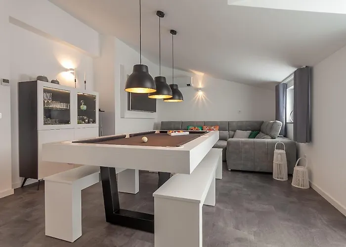 Casa Alegria Deluxe By Sweet Aveiro Lägenhet