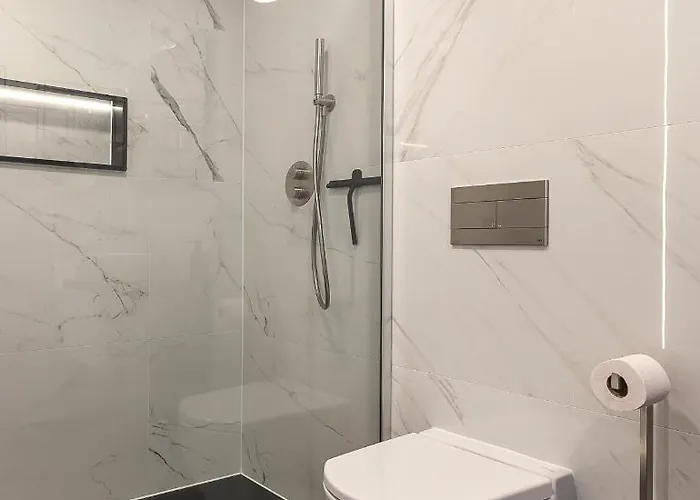 Casa Alegria Deluxe By Sweet Aveiro Lägenhet Barra